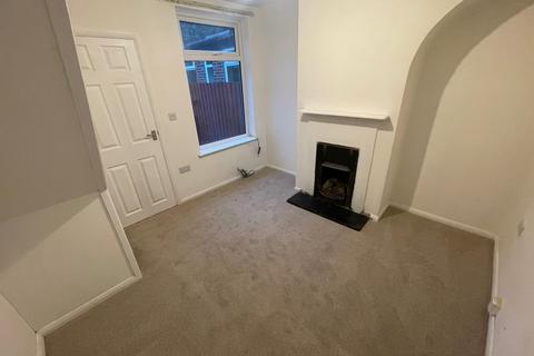 2 bedroom terraced house to rent, Suffolk Road, Ipswich IP4