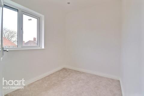 13 Arklow Close, Nottingham, NG8 5NT