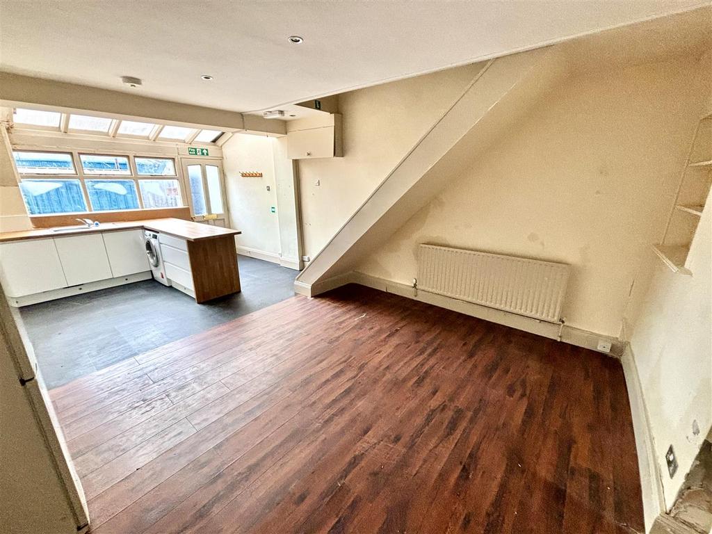 Open Plan Kitchen and Living Area