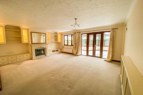 4 bedroom semi-detached house for sale, West Drive, Highfields Caldecote, Cambridge