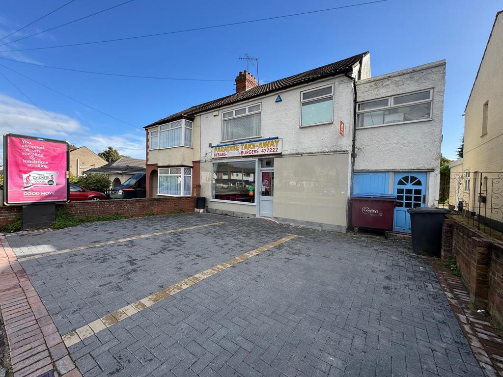 Established Takeaway with Residential Maisonette