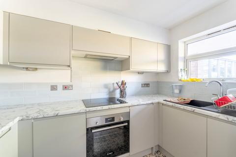 2 bedroom flat for sale, Cairns Court, Norwich