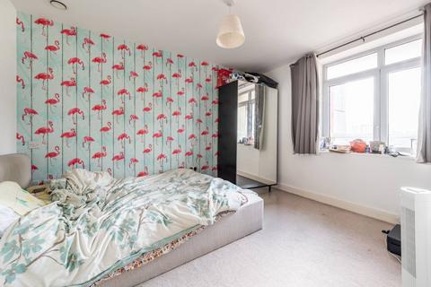 1 bedroom flat for sale, Barking Road, Canning Town, London, E16