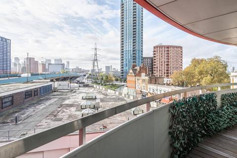 1 bedroom flat for sale, Barking Road, Canning Town, London, E16