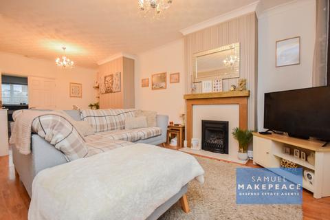 3 bedroom semi-detached house for sale, Turnhurst Road, Packmoor, Stoke-on-Trent