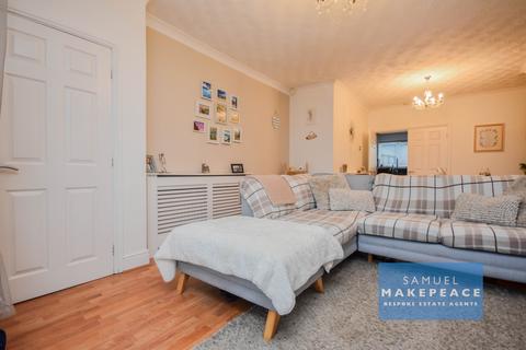 3 bedroom semi-detached house for sale, Turnhurst Road, Packmoor, Stoke-on-Trent