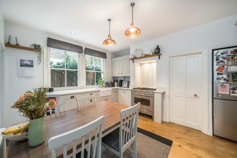 5 Yukon Road, London, SW12 9PZ