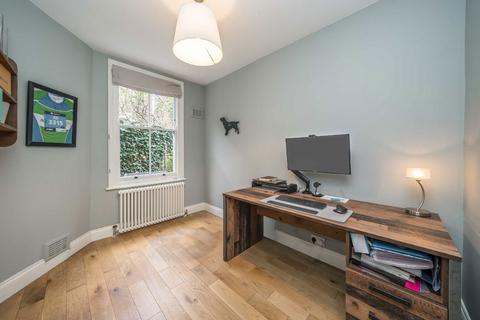 5 Yukon Road, London, SW12 9PZ