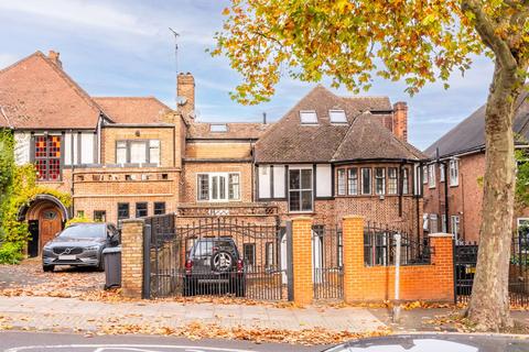 7 bedroom semi-detached house to rent, Shepherds Hill, London, N6 5RG, Highgate, London, N6