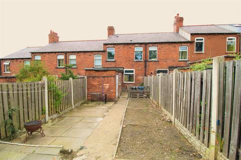 3 bedroom terraced house to rent, Dearne Street, Darton, Barnsley S75 5HL