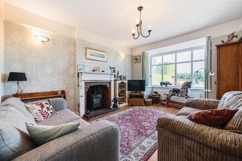 3 bedroom chalet for sale, Davis Street, Hurst, Berkshire, RG10 0TH