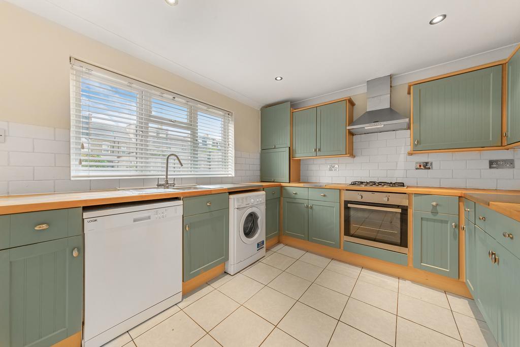 51 Florence Road Wimbledon SW19 8 TH-9