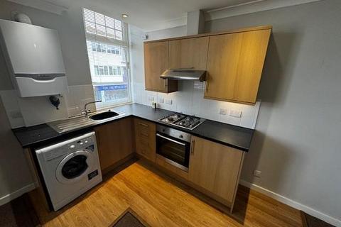 1 bedroom flat to rent, Bargates, Christchurch