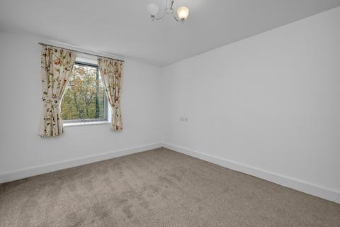 2 bedroom apartment for sale, Dial Stone Court, Oatlands Avenue, Weybridge, Surrey, KT13