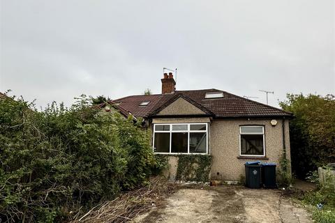 3 bedroom bungalow for sale, Wembley Hill Road, Wembley