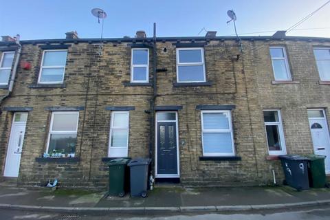 2 bedroom house to rent, Luddenden Place, Queensbury, Bradford