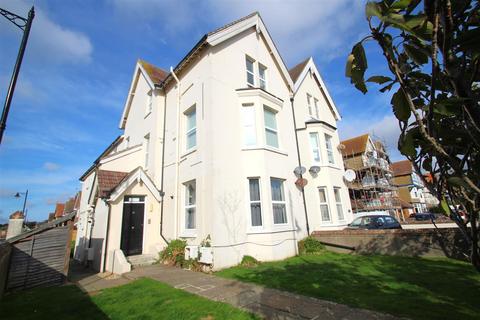 1 bedroom flat for sale, Norfolk Road, Littlehampton, West Sussex