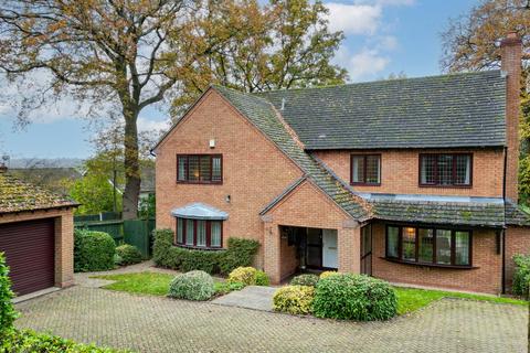 4 bedroom detached house for sale, Purshall Close, Southcrest, Redditch B97 4PD