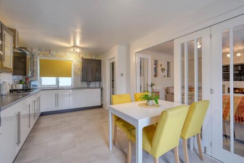 34 Evenlode Close, Redditch, B98 7NA