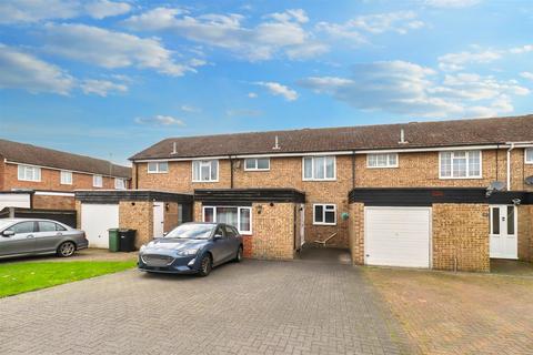 3 bedroom terraced house for sale, Lister Road, Braintree