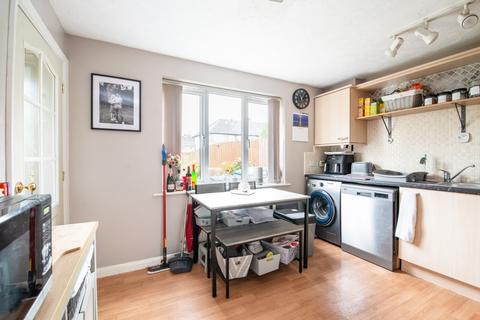 3 bedroom townhouse for sale, School Street, Cottingley, Bingley, West Yorkshire, BD16