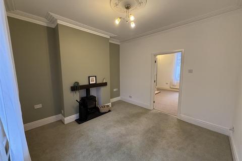 2 bedroom terraced house for sale, Grainger Street, Darlington