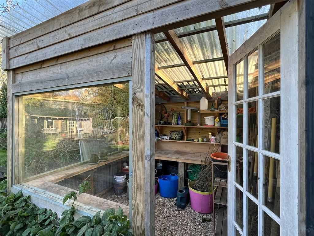Greenhouse/Potting S