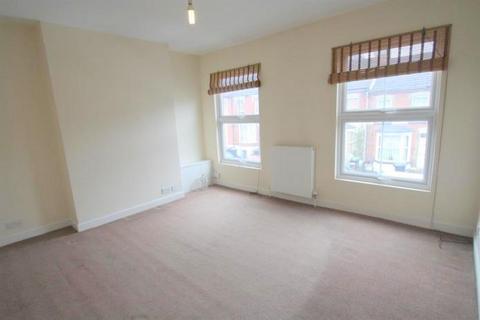 1 bedroom flat to rent, Hardy Street, Kent ME14