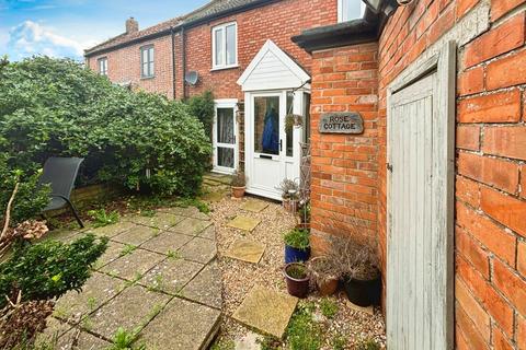 2 bedroom cottage for sale, Love Lane, Burnham-on-Sea, TA8