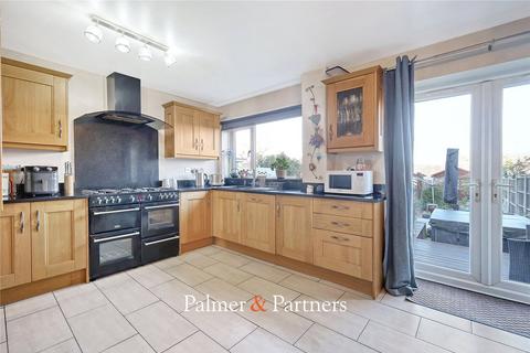 4 bedroom semi-detached house for sale, Gloucester Avenue, Chelmsford, Essex, CM2