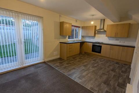 3 bedroom terraced house to rent, 69 Dalton Crescent, Shildon DL4