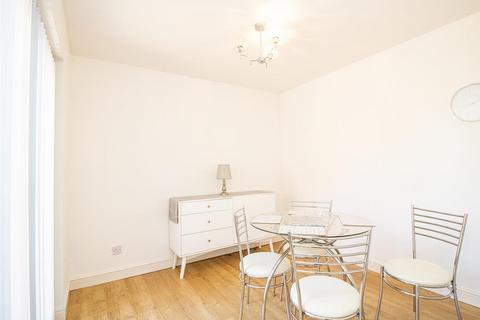 2 bedroom house to rent, River View, Nottingham, Nottinghamshire, NG2