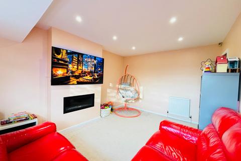 29 Derwent Road, Bradford, BD2 4HR