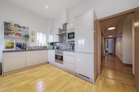 2 bedroom penthouse for sale, Salisbury Road, Dartford, Kent