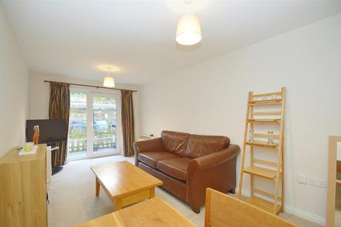 1 bedroom ground floor flat for sale, SUPERB GROUND FLOOR APARTMENT * SHANKLIN