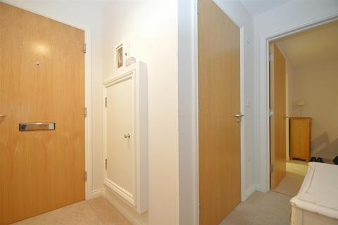 1 bedroom ground floor flat for sale, SUPERB GROUND FLOOR APARTMENT * SHANKLIN