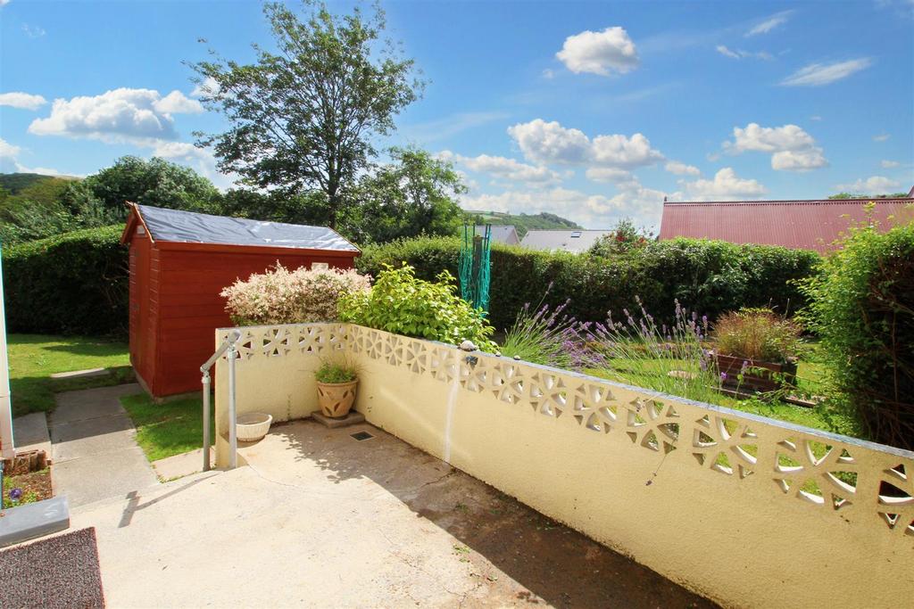 Patio and rear garden