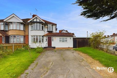 52 Balmoral Road, Harrow, HA2 8TD