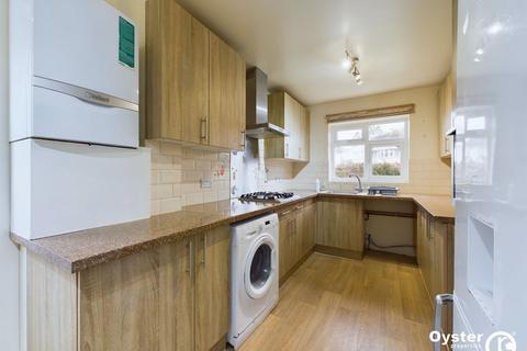 52 Balmoral Road, Harrow, HA2 8TD