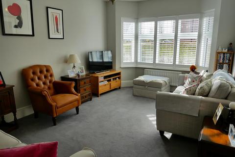 4 Cherhill Way, Calne, SN11 0FG