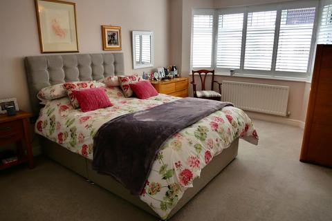 4 Cherhill Way, Calne, SN11 0FG