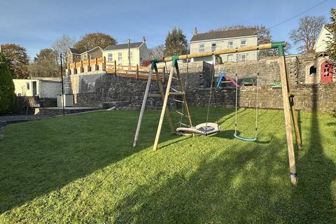 5 bedroom detached house for sale, Heol Maes Pica, Lower Cwmtwrch, Swansea.