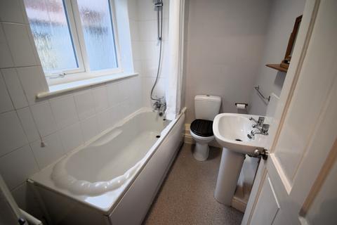 2 bedroom end of terrace house to rent, Colville Terrace, Carlisle, CA2