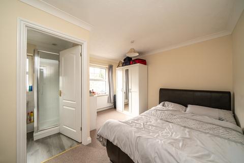 2 bedroom apartment for sale, Shrublands Road, Berkhamsted HP4