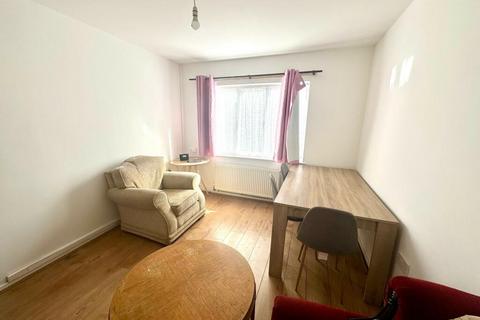 7 bedroom end of terrace house to rent, Stanhope Street, Birmingham B12