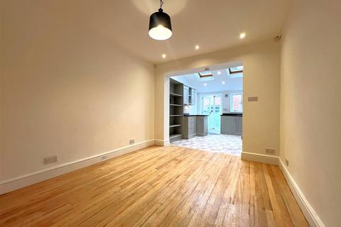 3 bedroom townhouse to rent, Morton Street, Leamington Spa