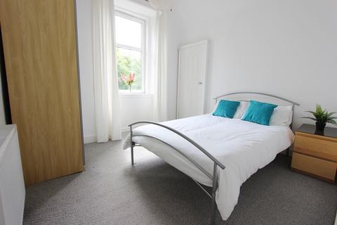 1 bedroom flat to rent, Albert Street, Edinburgh EH7