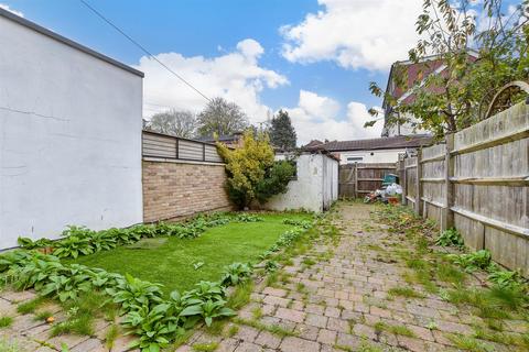 10 Heatherdene Close, Mitcham, CR4 4EU