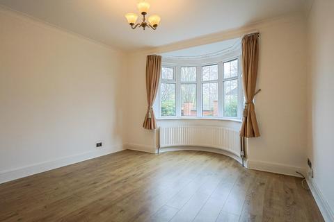 4 bedroom detached house to rent, Altrincham Road, Wilmslow SK9