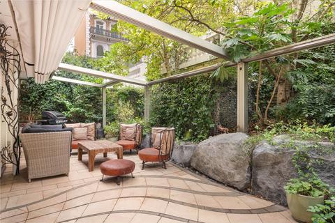 4 bedroom terraced house for sale, Walton Street, London, SW3